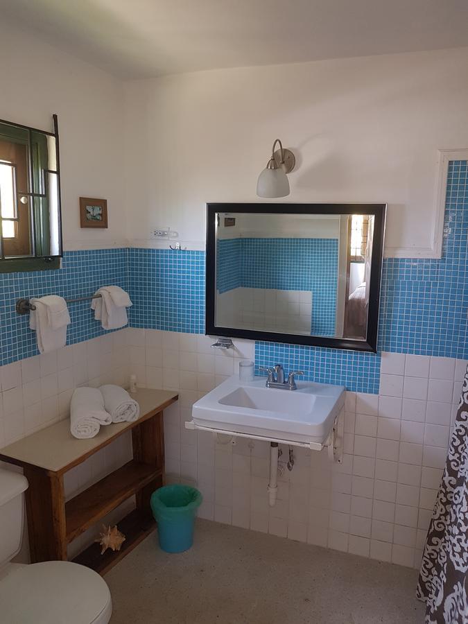 Mynt Retreat Bed & Breakfast Montego Bay Ngoại thất bức ảnh